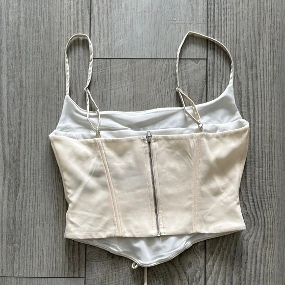 White Fox Cream Lace-Up Corset Top - Picture 2 of 4